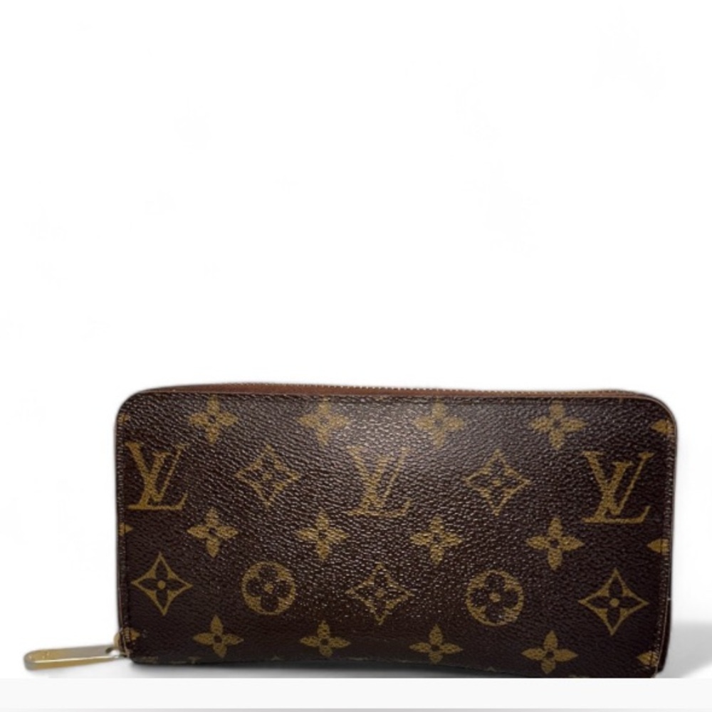 Authentic Louis Vuitton zippy wallet
